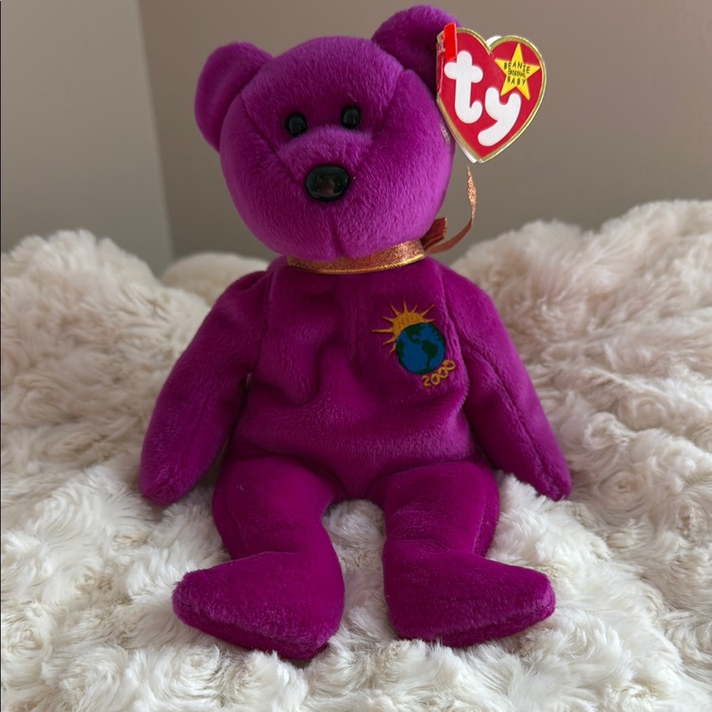 2000 Millennium TY Bear Magenta Limited Editionβ Beanie Baby